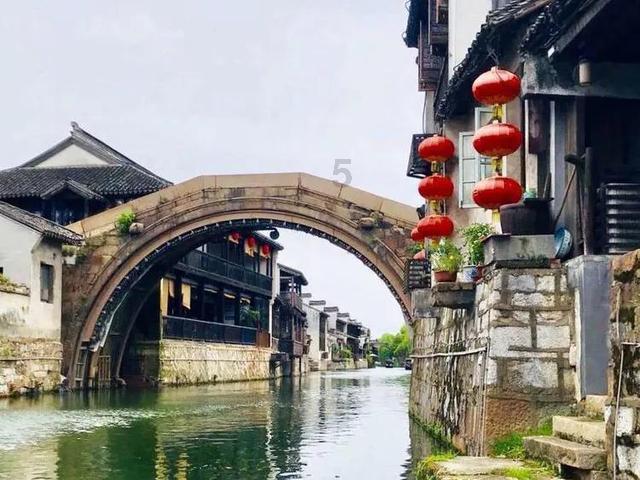 这5种食物钙含量比牛奶高!5种“黄金搭配”,把钙“锁”进骨骼
